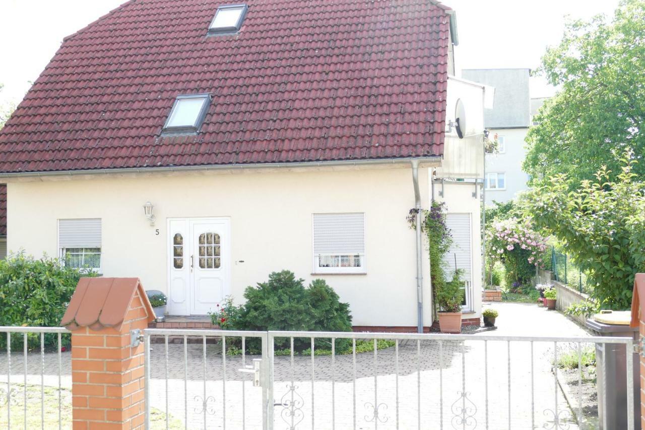 5 Gartenstrasse Angermunde Buitenkant foto